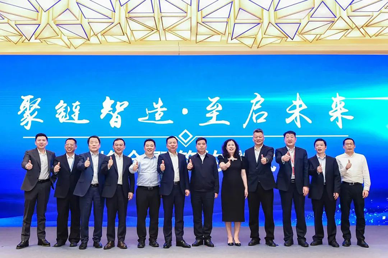 ���������족���칤ҵ�������� ��ʱ�ɷ�������ҵ�濢ս������